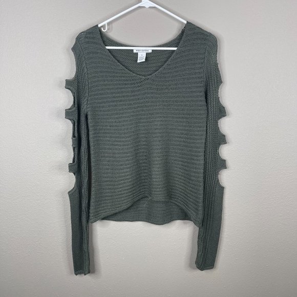 Sweaters - Body Central Womens Sweater Size M Green Keyhole Arms Long Sleeve *Read*